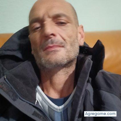 Henancortes chico separado en Guia De Isora