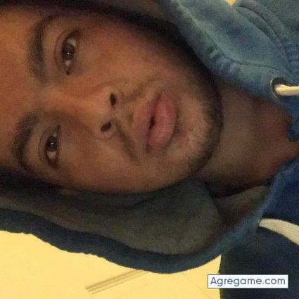 Irrako chico soltero en Norco