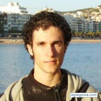 5sentits chico soltero en Girona
