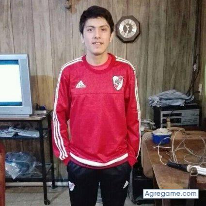 Santiago9999 chico soltero en San Lorenzo