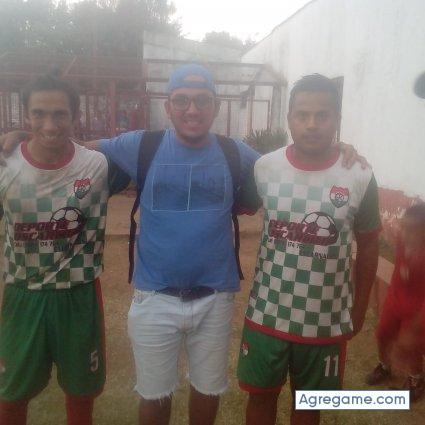 hectormartinez6420 chico soltero en Garupá