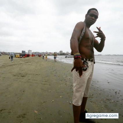 Hamiltonkpr chico soltero en Macará