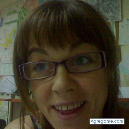 EVITA37M chica soltera en La Font De La Figuera