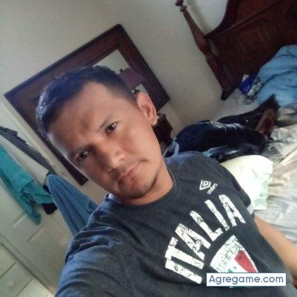 Leonardoflores30 chico soltero en Ossining