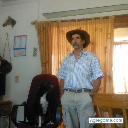 coati chico divorciado en Melo
