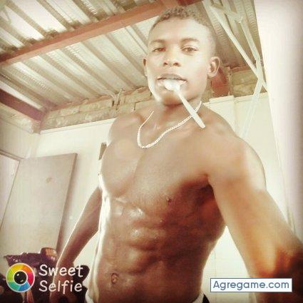 Jhonletal chico soltero en Calderón