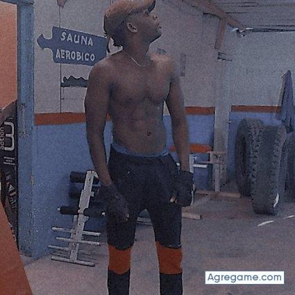 Makend chico soltero en Entrada De Mao