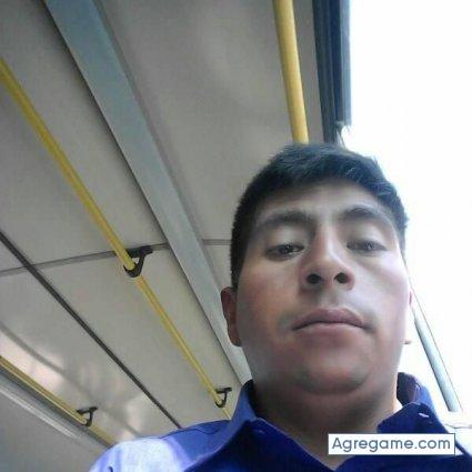 rogerhuamani chico soltero en Pilar