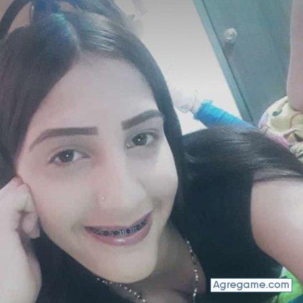 scarket chica soltera en Cisneros