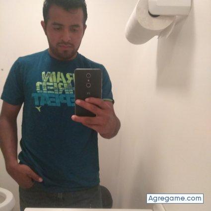 Gregorio0 chico soltero en Kenosha