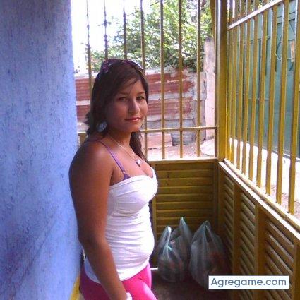 SULENNIS chica soltera en Cumaná