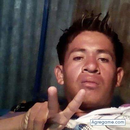 32341779 chico soltero en San Benito