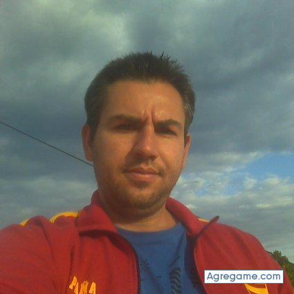 Lolopa chico soltero en Castell-platja d'aro