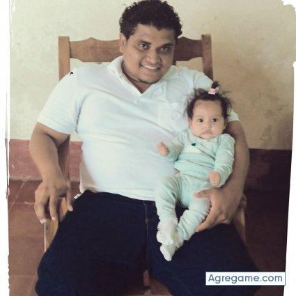 bismarckcorea chico soltero en Granada