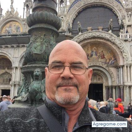 Roy1958 chico soltero en Marathon