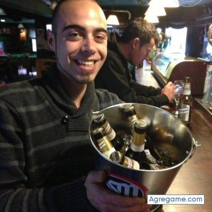 Damien87 chico soltero en 