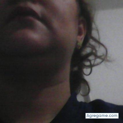 critinA chica soltera en Amaime