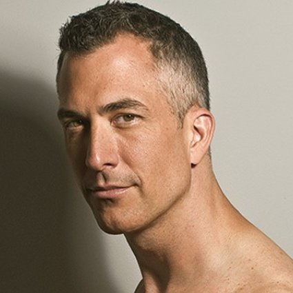 gilgames chico divorciado en Luque