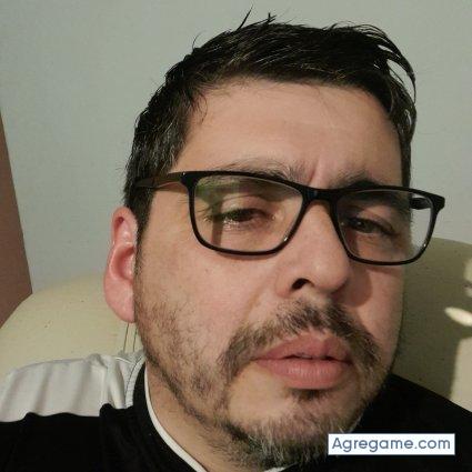 Leonardo3074 chico soltero en Forres