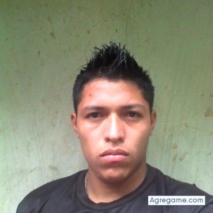 Fistes chico soltero en Omoa