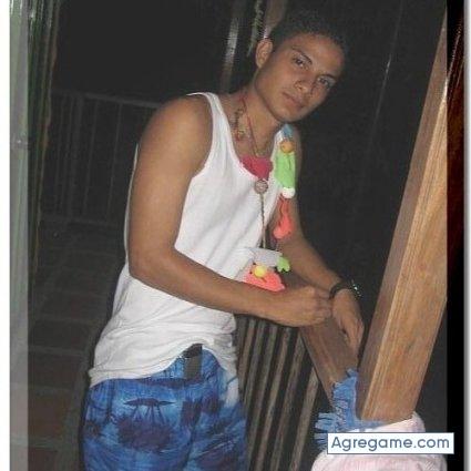 rikardo98 chico soltero en Pereira