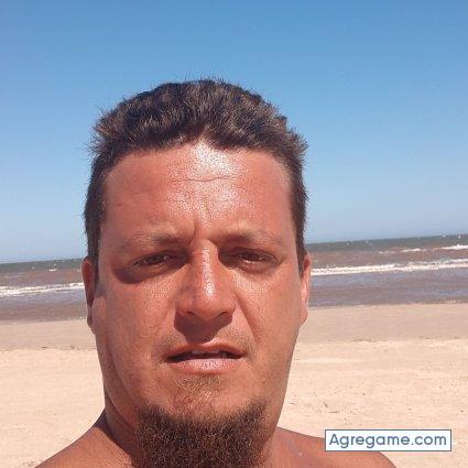 fernandomezon8540 chico soltero en Solymar