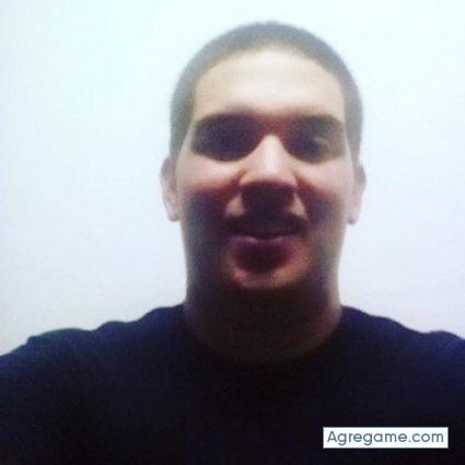 BravoX555 chico soltero en Nuevo París