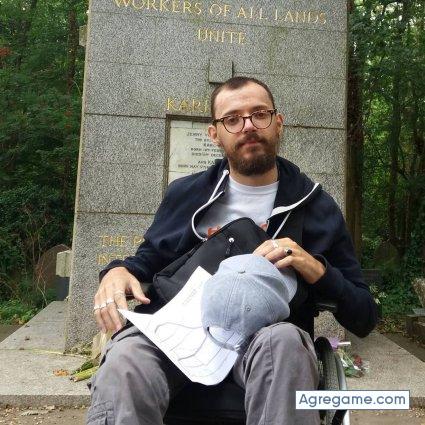 morenosierra chico soltero en Mequinenza