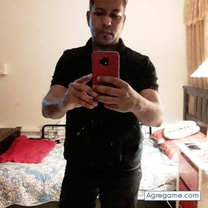 thunegrobesho chico soltero en Santo Domingo