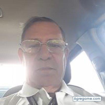 tonycardoze chico soltero en Ateos