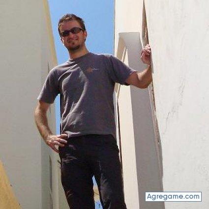 Salorman chico soltero en Barcelona
