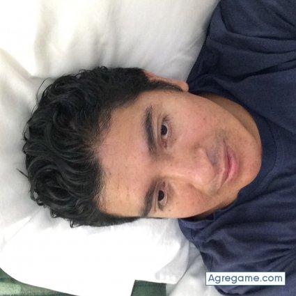 Simon2528 chico soltero en West Babylon