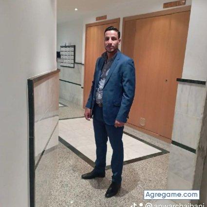 Kamalllo chico divorciado en Ciutadella De Menorca