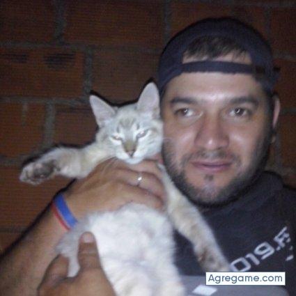 Miguelucho27 chico soltero en Posadas