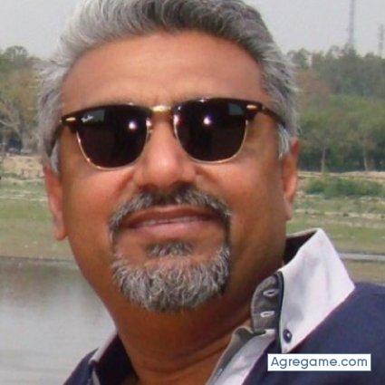 Majnu chico soltero en El Campello