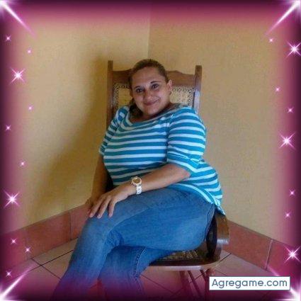 keniamoya chica soltera en Bonanza