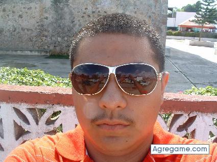 enokc chico soltero en Cancún