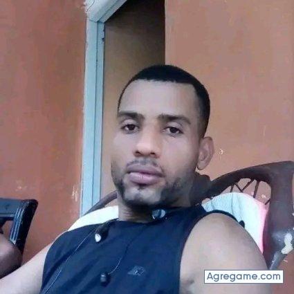 Pedrogree chico soltero en Santo Domingo Norte