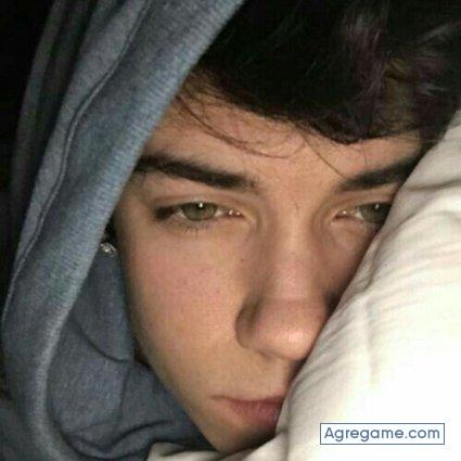 brandon1345 chico soltero en Escazú