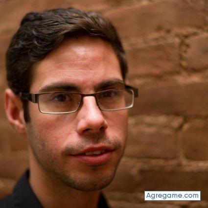 papacitony chico soltero en College Point