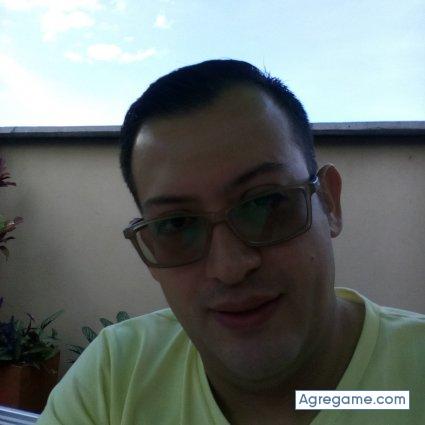 Aljim chico soltero en Medellín