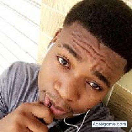 chrisherton chico soltero en 