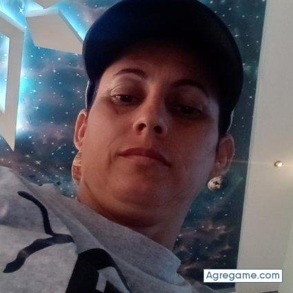 ylc830204 chica soltera en Banes