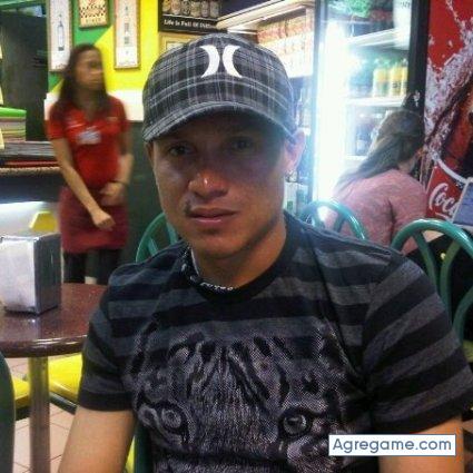 1234567890 chico soltero en Manchester