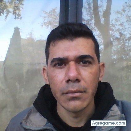 Richardpro chico soltero en Madrid