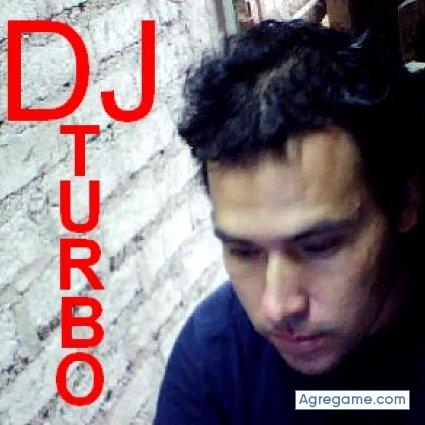 robinturbo chico soltero en Tarata