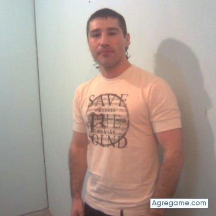 gabilanm chico soltero en Lanús