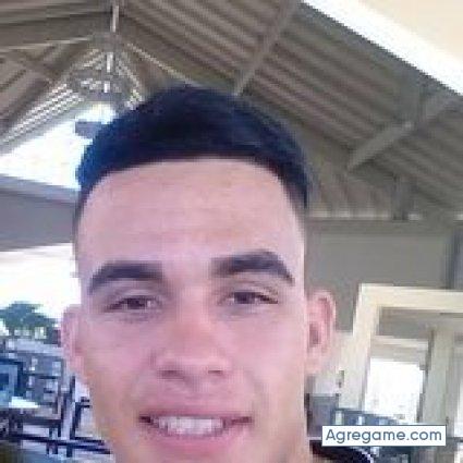 Roiberge chico soltero en Middletown