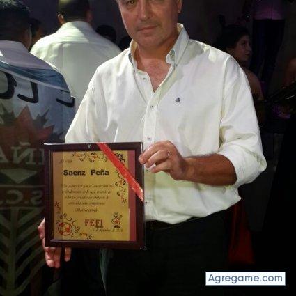 Hora963 chico casado en General San Martín