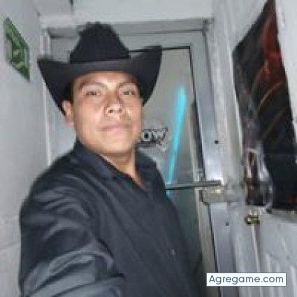 alexanderbonilla4977 chico soltero en Teotepeque